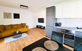 Friendship Suite